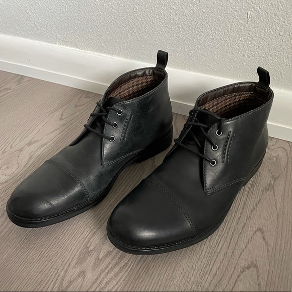 Clarks Other - Clarks Men's Hinman Mid Chukka Boot